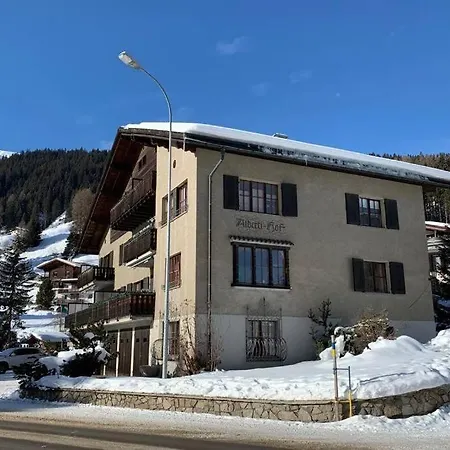 Haus Albertihof: 3-zimmer-wohnung An Top-lage In Davos-platz Lejlighed *