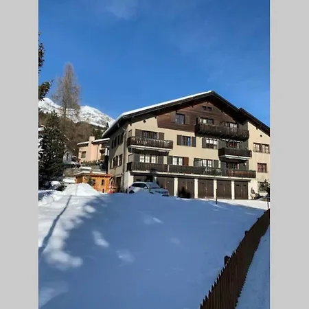 Haus Albertihof: 3-zimmer-wohnung An Top-lage In Davos-platz * Davos