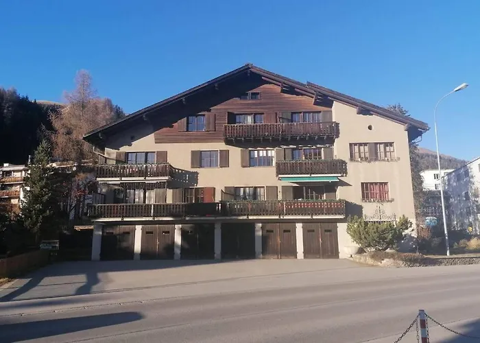 Haus Albertihof: 3-zimmer-wohnung An Top-lage In Davos-platz Apartamento Davos