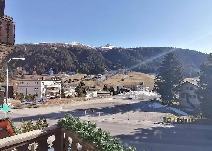 Haus Albertihof: 3-zimmer-wohnung An Top-lage In Davos-platz *