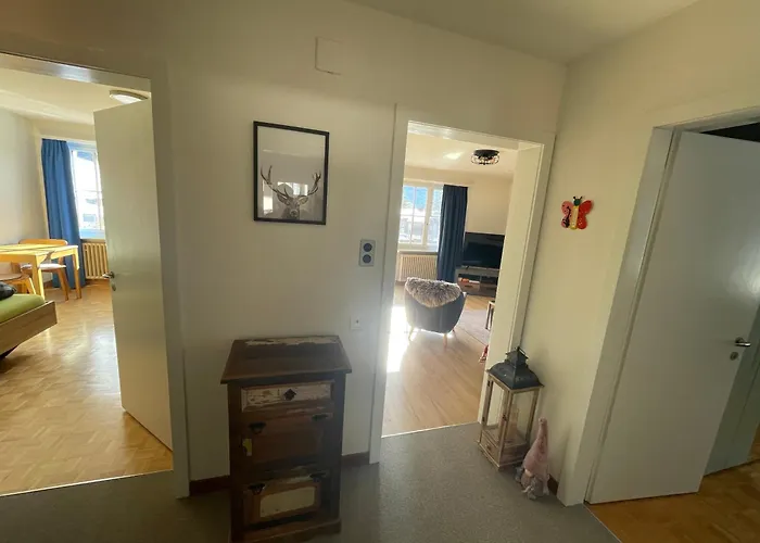 Haus Albertihof: 3-zimmer-wohnung An Top-lage In Davos-platz Daire *