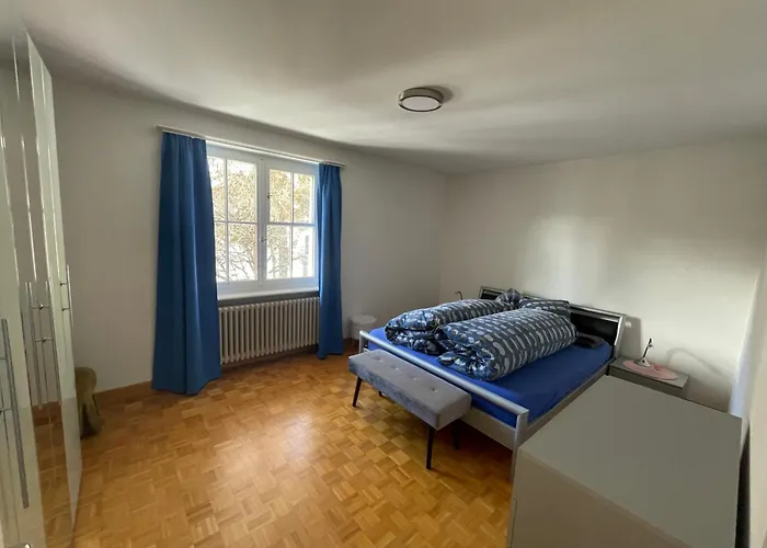 Haus Albertihof: 3-zimmer-wohnung An Top-lage In Davos-platz Daire