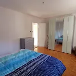 Haus Albertihof: 3-zimmer-wohnung An Top-lage In Davos-platz *
