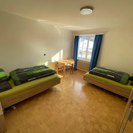Haus Albertihof: 3-zimmer-wohnung An Top-lage In Davos-platz Apartment