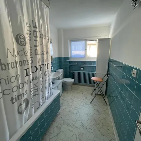 Апартаменты Haus Albertihof: 3-zimmer-wohnung An Top-lage In Davos-platz Давос