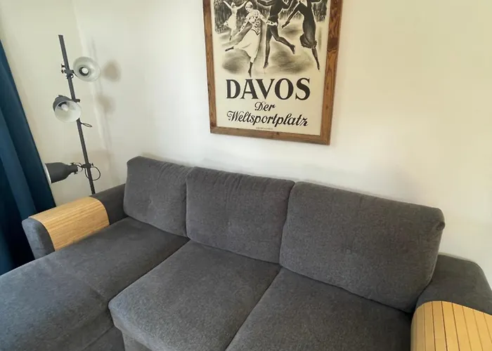 Haus Albertihof: 3-zimmer-wohnung An Top-lage In Davos-platz شقة *
